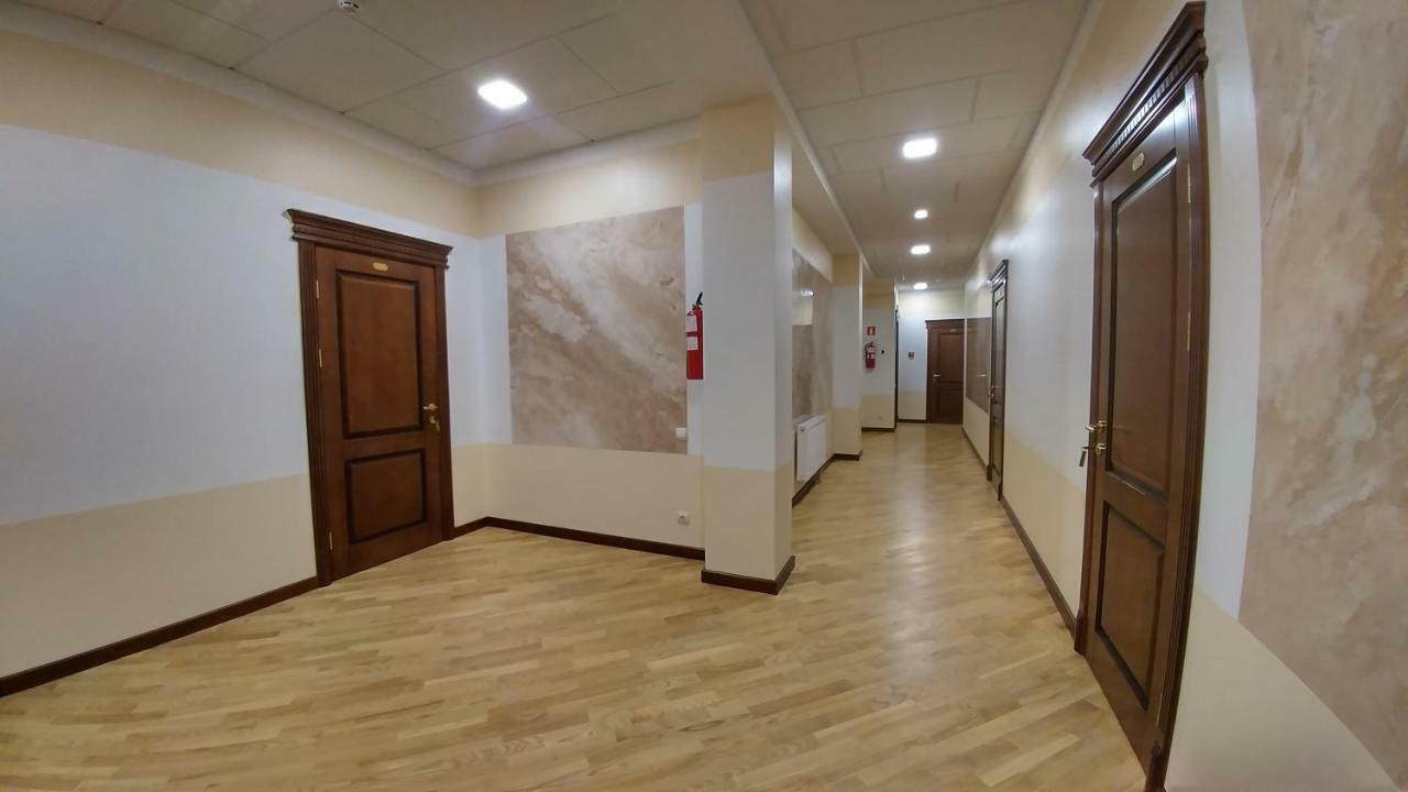 Hotel Meridian Brody 외부 사진