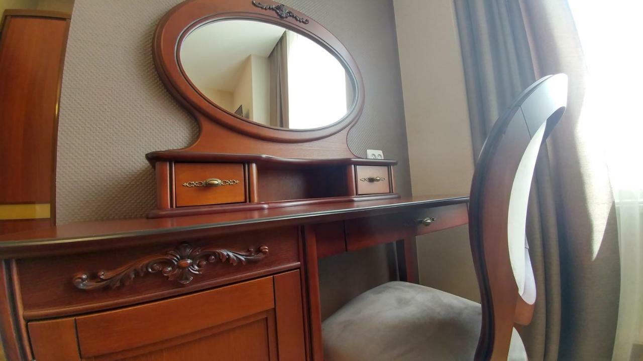 Hotel Meridian Brody 외부 사진