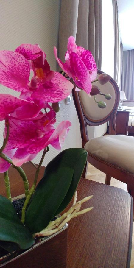 Hotel Meridian Brody 외부 사진